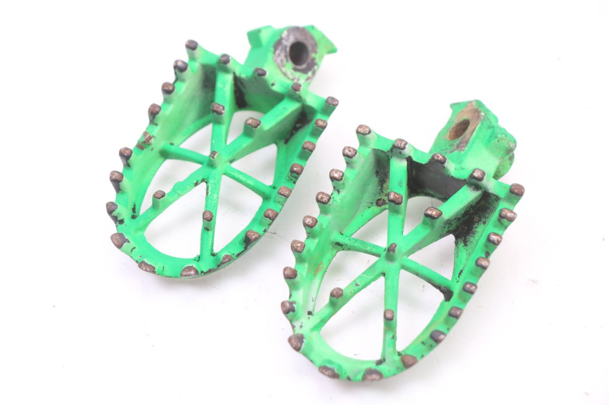 photo de PAR REPOSAPIES DELANTERA ORION AGB37 CRF1 DIRT BIKE 140 - Vista general del producto