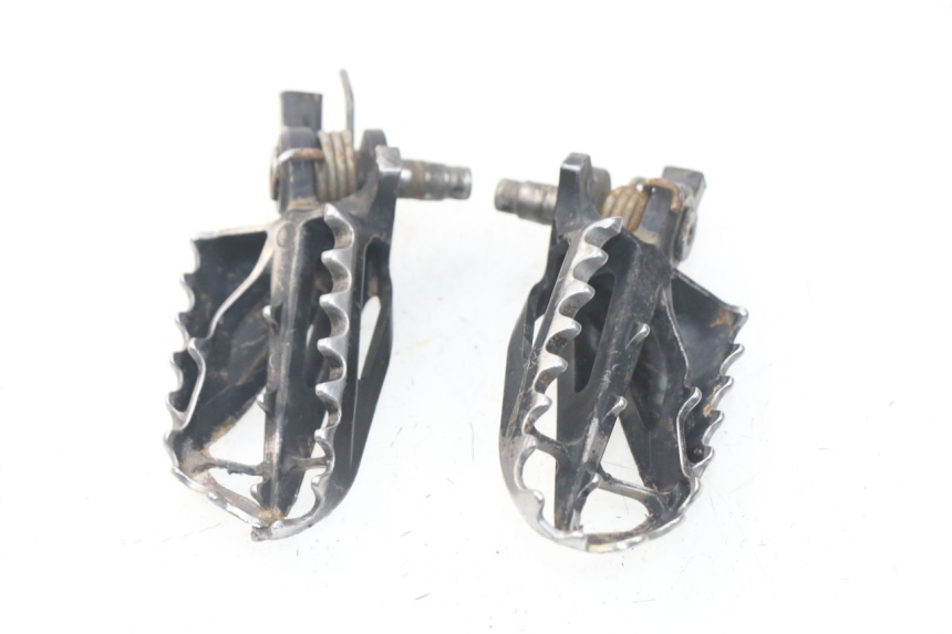 photo de PAR REPOSAPIES DELANTERA HONDA CRF CR-F 450 (2005 - 2008) - Vista general del producto