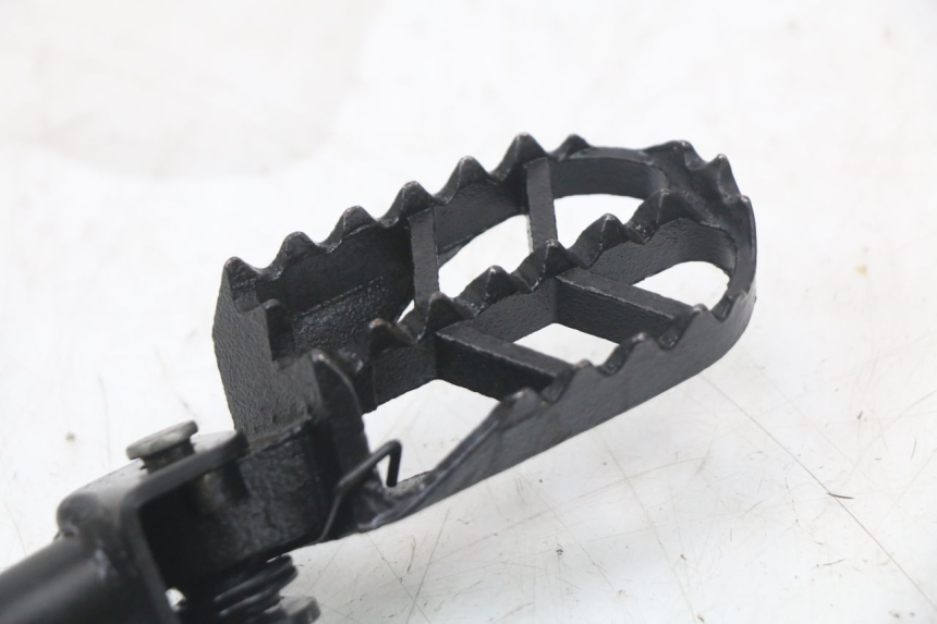 photo de PAR REPOSAPIES DELANTERA RSR DIRT BIKE 150 - Otra vista del artículo