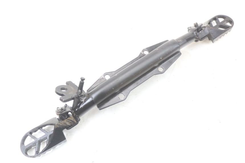 photo de PAR REPOSAPIES DELANTERA RSR DIRT BIKE 150 - Características distintivas