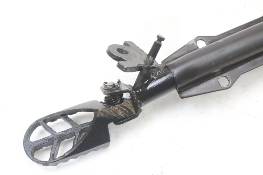 photo de PAR REPOSAPIES DELANTERA RSR DIRT BIKE 150 - Zoom sobre los componentes