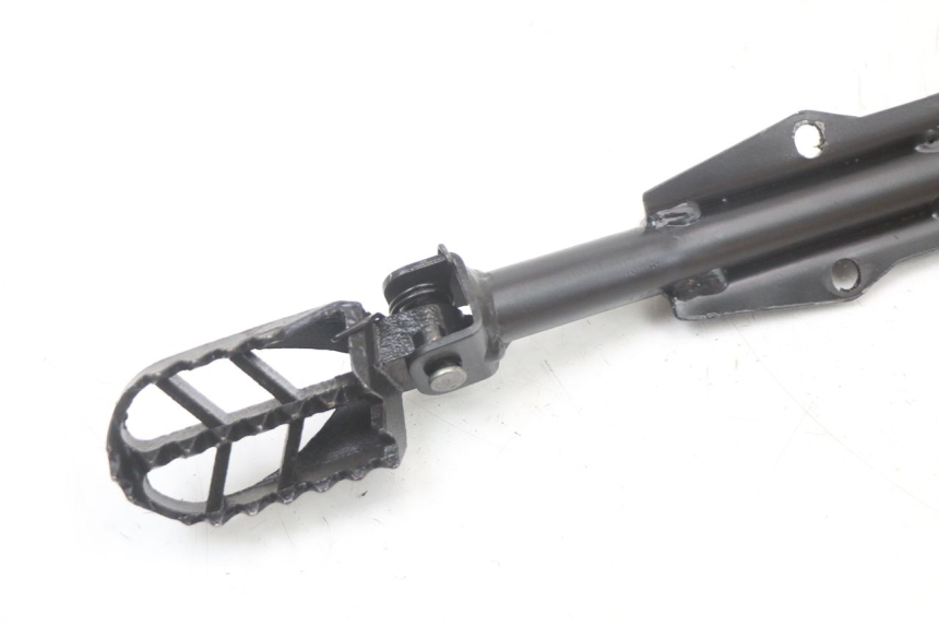 photo de PAR REPOSAPIES DELANTERA RSR DIRT BIKE 150 - Zoom estado de uso