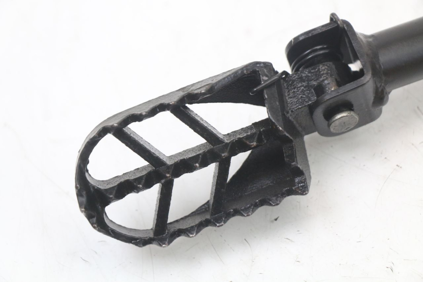 photo de PAR REPOSAPIES DELANTERA RSR DIRT BIKE 150 - Otra perspectiva