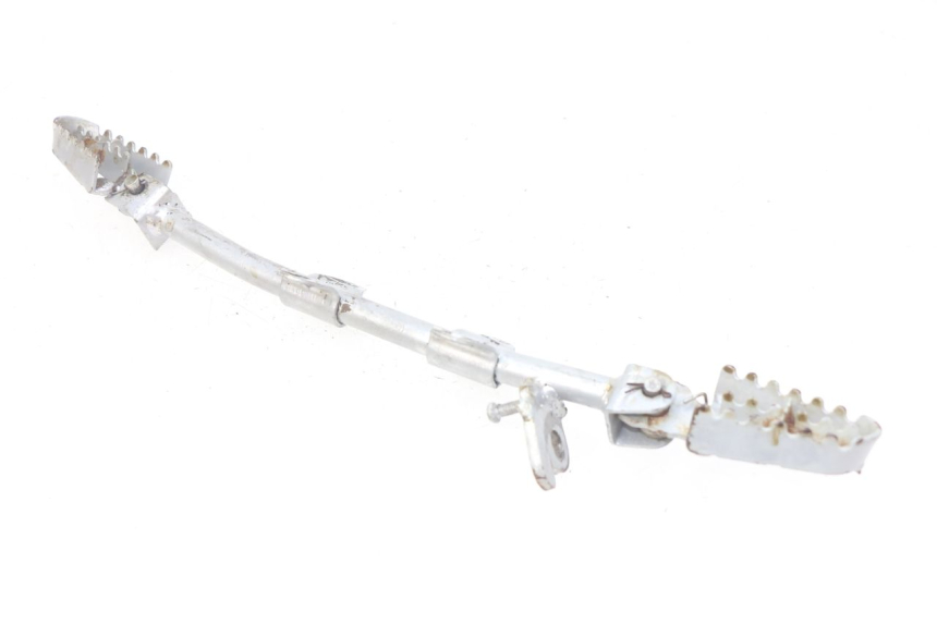 photo de PAR DE REPOSAPIÉS DELANTEROS CCR DIRT BIKE 110 - Detalle de la pieza