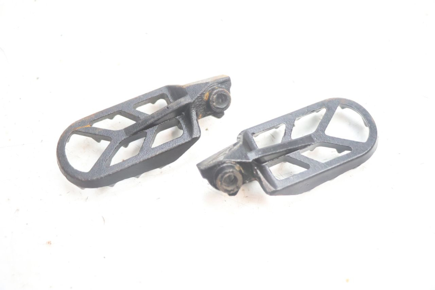 photo de PAR REPOSAPIES DELANTERA MINI MX DRIFT 150 - Vista general del producto