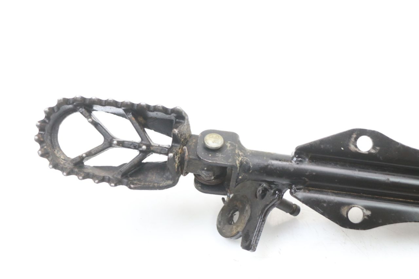 photo de PAR DE REPOSAPIÉS DELANTEROS KSR RACING DRIFT 140 - Detalle de la pieza