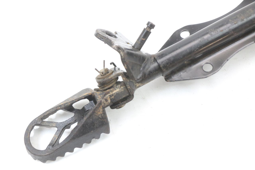 photo de PAR DE REPOSAPIÉS DELANTEROS KSR RACING DRIFT 140 - Recambio usado revisado