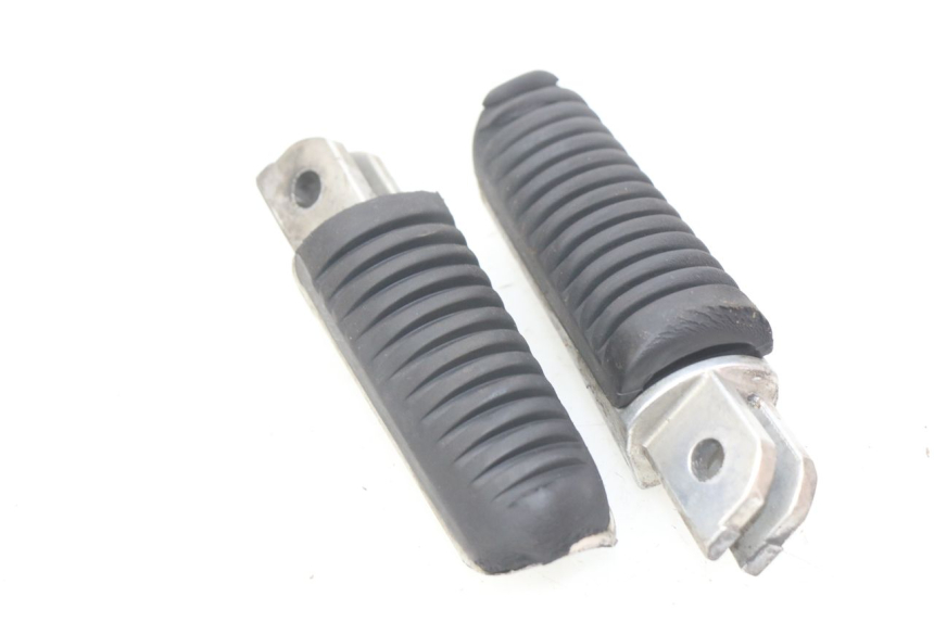 photo de PAR DE REPOSAPIÉS DELANTEROS YAMAHA FJR ABS 1300 (2016 - 2020) - Vista general del producto