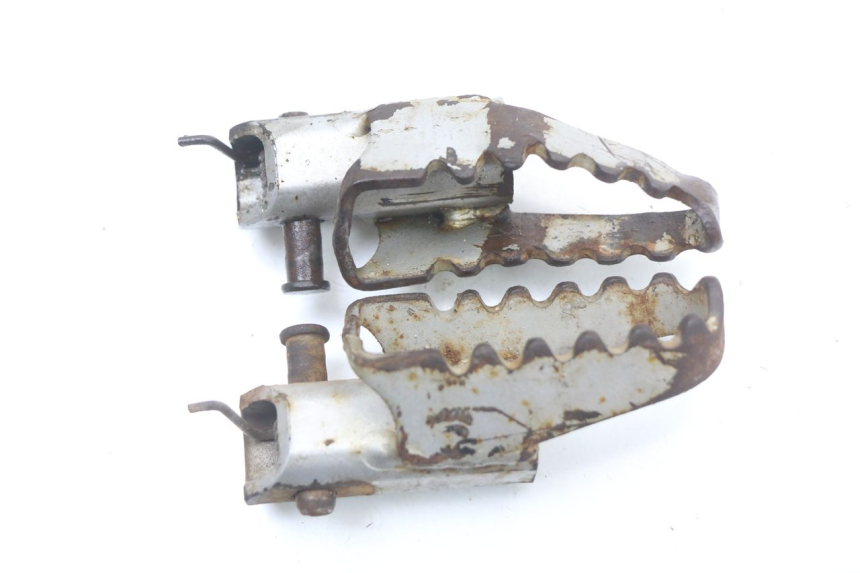 photo de PAR REPOSAPIES DELANTERA KAWASAKI KDX 125 (1990 - 1991) - Zoom estado de uso