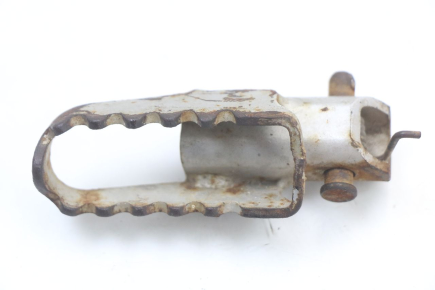 photo de PAR REPOSAPIES DELANTERA KAWASAKI KDX 125 (1990 - 1991) - Primer plano técnico