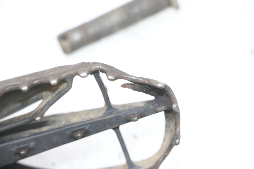 photo de PAR REPOSAPIES DELANTERA KAWASAKI KX F KXF 450 (2009 - 2011) - Otra perspectiva