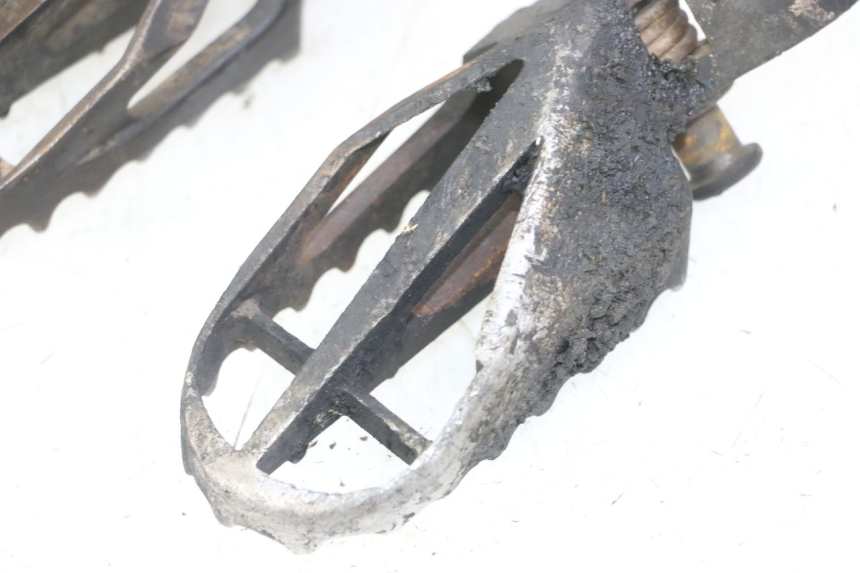 photo de PAR REPOSAPIES DELANTERA KAWASAKI KX F KXF 450 (2009 - 2011) - Vista general del producto