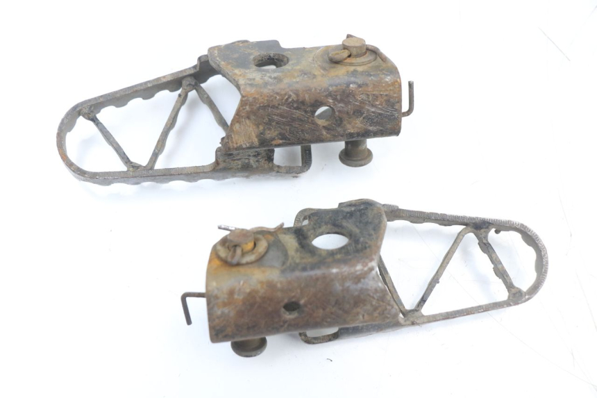 photo de PAR REPOSAPIES DELANTERA YCF PIT BIKE 125 (2010 - 2018) - Detalle de la pieza