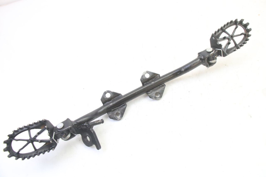 photo de PAR DE REPOSAPIÉS DELANTEROS APOLLO RFZ 125 - Vista principal