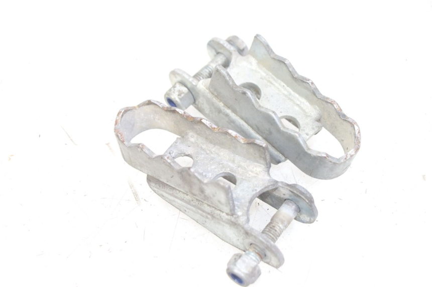 photo de PAR DE REPOSAPIÉS DELANTEROS GILERA RK 50 (1996 - 1999) - Vista principal