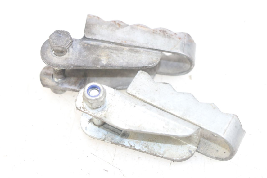 photo de PAR DE REPOSAPIÉS DELANTEROS GILERA RK 50 (1996 - 1999) - Zoom estado de uso