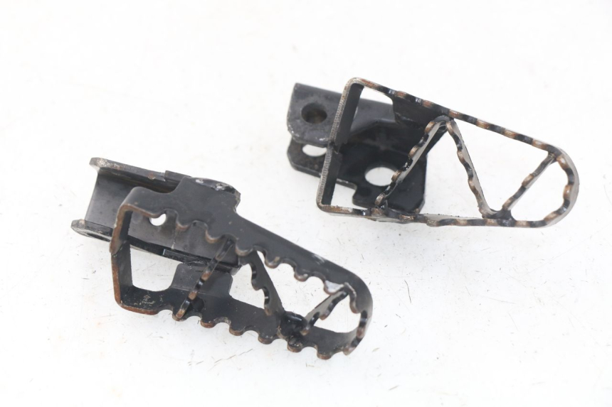 photo de PAR REPOSAPIES DELANTERA MINI MX ROOKIE 125 - Vista principal