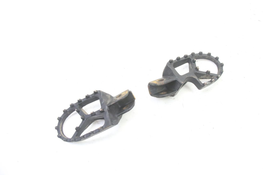 photo de PAR DE REPOSAPIÉS DELANTEROS APOLLO RXF 125 - Zoom estado de uso