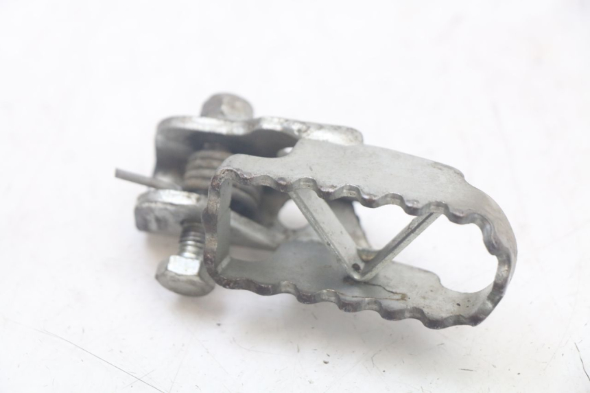 photo de PAR REPOSAPIES DELANTERA SHERCO SM-R 50 (2013 - 2017) - Detalles de los puntos de fijación