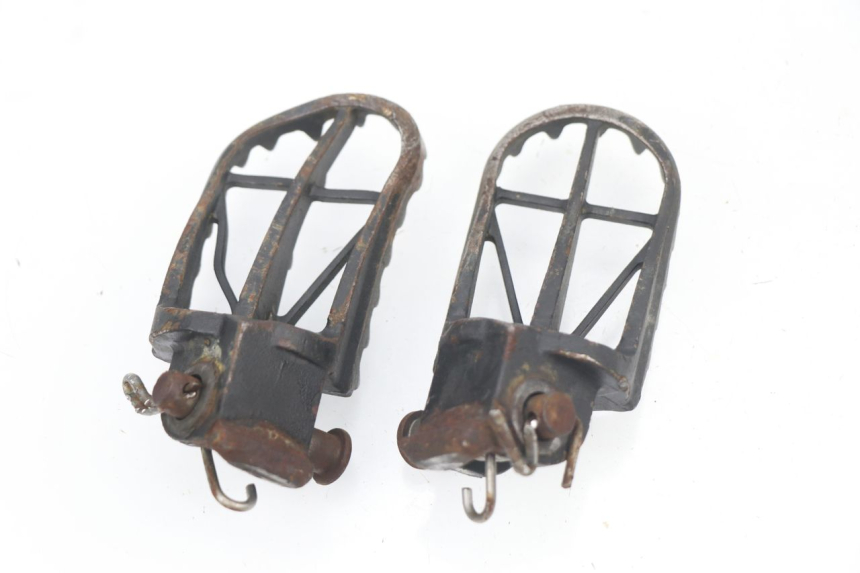 photo de PAR REPOSAPIES DELANTERA KTM SX 65 (2009 - 2015) - Otra perspectiva