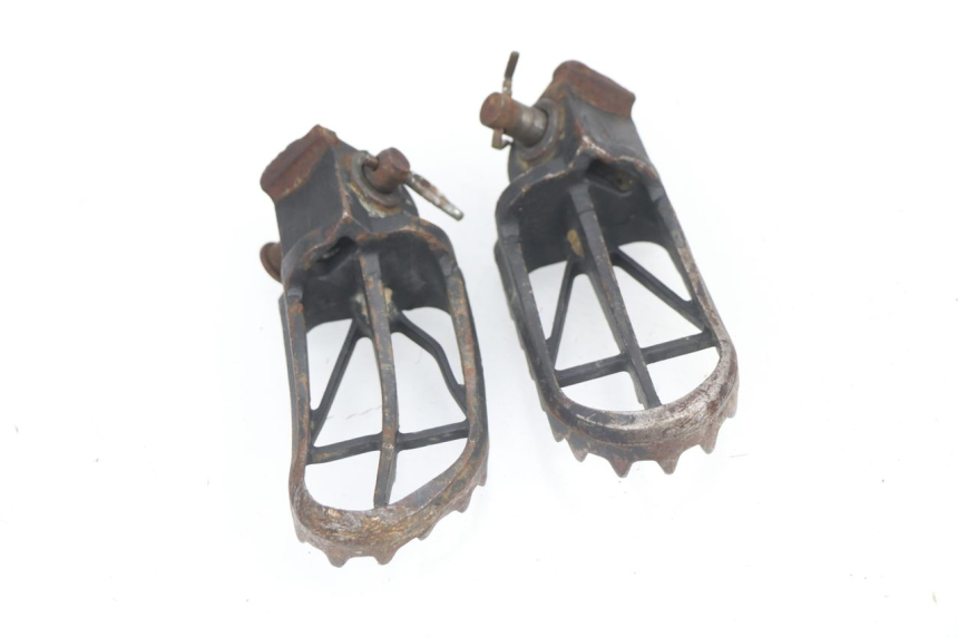 photo de PAR REPOSAPIES DELANTERA KTM SX 65 (2009 - 2015) - Primer plano técnico