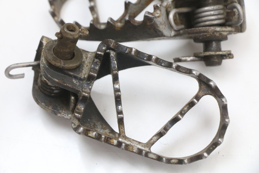 photo de PAR REPOSAPIES DELANTERA KTM SX 85 (2013 - 2017) - Vista general del producto