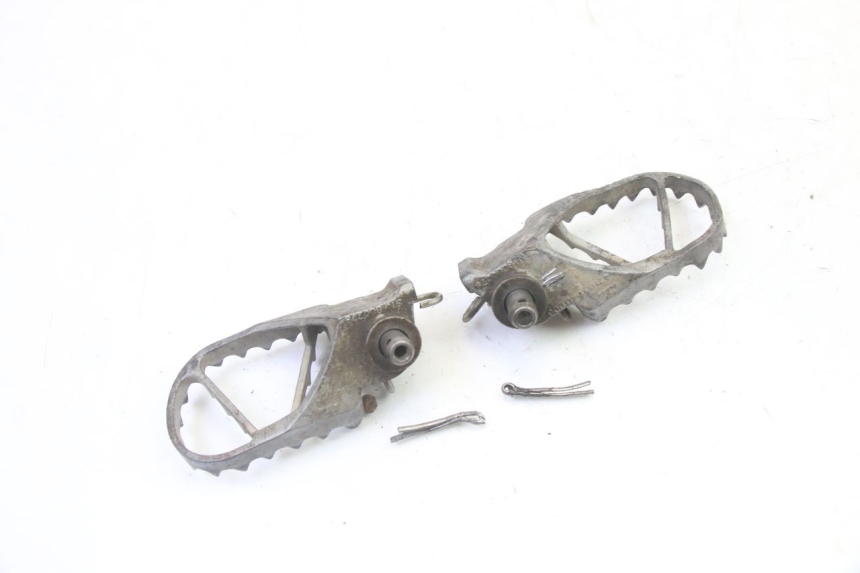 photo de PAR REPOSAPIES DELANTERA KTM SX 85 (2013 - 2017) - Vista general del producto