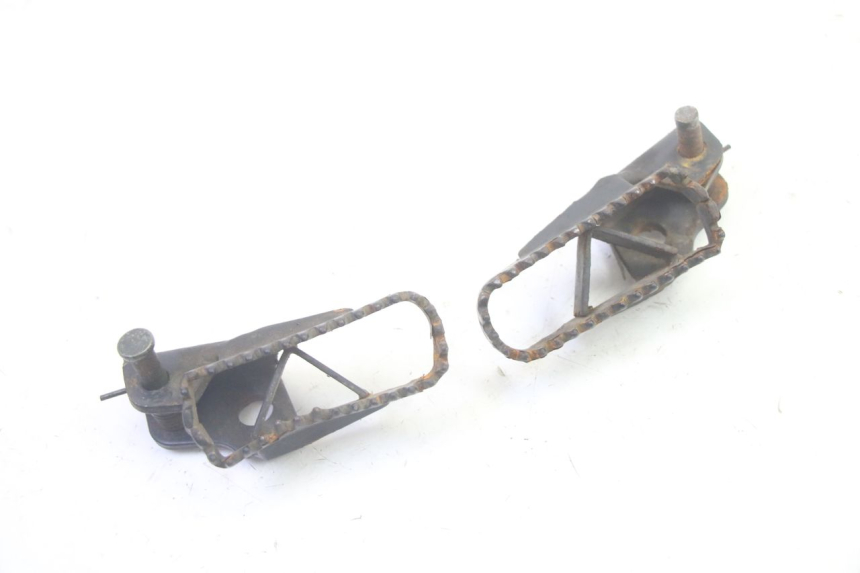 photo de PAR REPOSAPIES DELANTERA KSR TR SM 50 (2015 - 2018) - Primer plano técnico