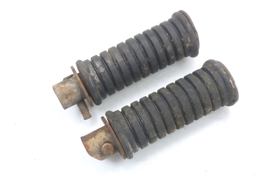 photo de PAR REPOSAPIES DELANTERA SUZUKI TS X 80 (1984 - 1988) - Vista principal