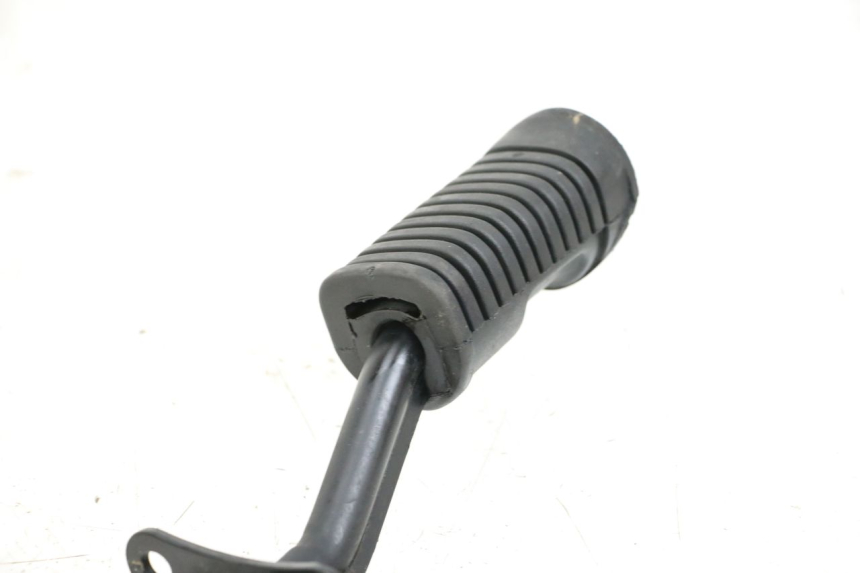 photo de PAR REPOSAPIES DELANTERA HONDA WALLAROO DX 50 (1993 - 1996) - Detalles de los puntos de fijación