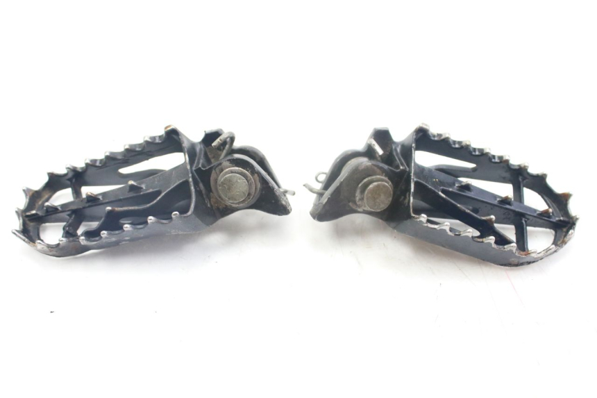 photo de PAR DE REPOSAPIÉS DELANTEROS MBK X-LIMIT XLIMIT 50 (2003 - 2006) - Vista principal