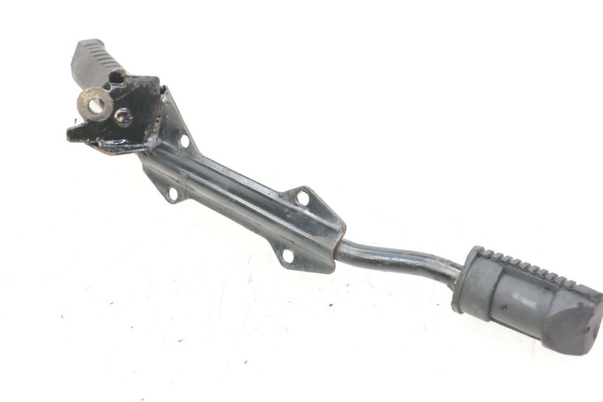 photo de PAR REPOSAPIES DELANTERA SYM XS 125 (2007 - 2016) - Detalles de los puntos de fijación