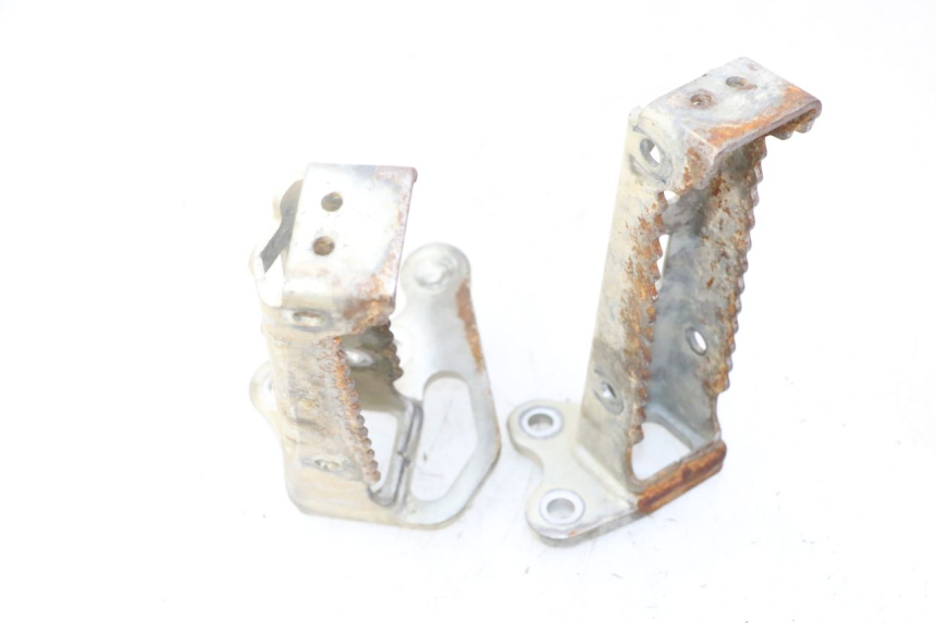 photo de PAR REPOSAPIES DELANTERA YAMAHA YFM R RAPTOR 250 (2008 - 2014) - Detalle de la pieza