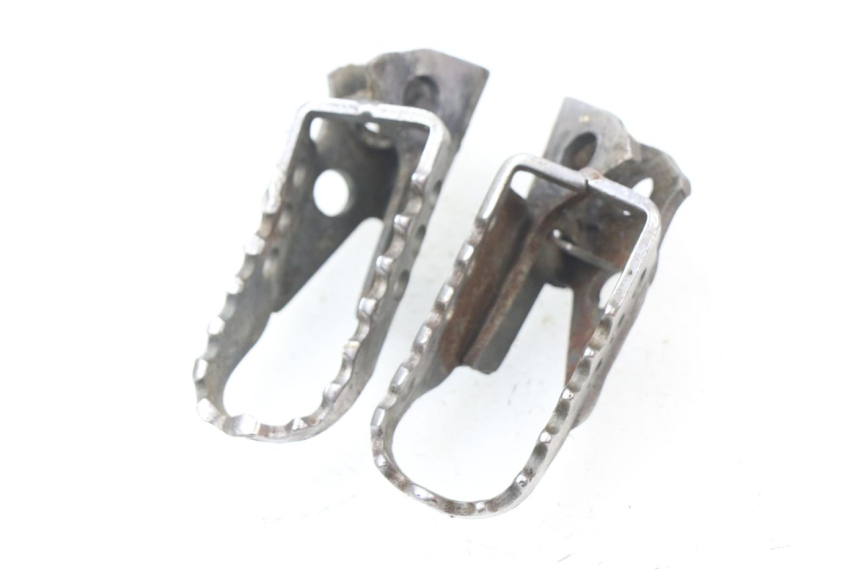 photo de PAR REPOSAPIES DELANTERA YAMAHA YZ 80 (1998 - 2001) - Vista principal