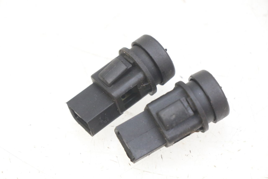 photo de PAR DE MANILLARES PIAGGIO LIBERTY IGET 4T 50 (2015 - 2020) - Detalle de la pieza