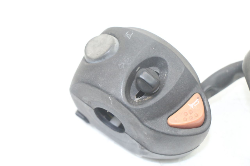 photo de CONMUTADORES PEUGEOT SATELIS COMPRESSOR K15 125 (2006 - 2009) - Otra perspectiva