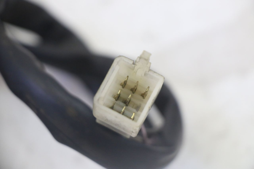 photo de PAR DE MANILLARES PEUGEOT SATELIS 125 (2006 - 2009) - Detalles de los puntos de fijación