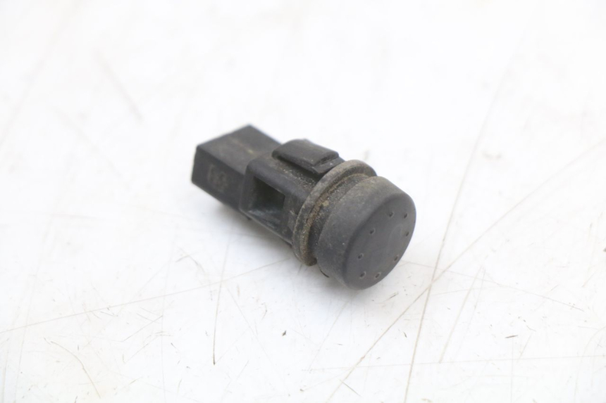 photo de PAR DE MANILLARES PIAGGIO X10 125 (2012 - 2017) - Estado de la superficie y material