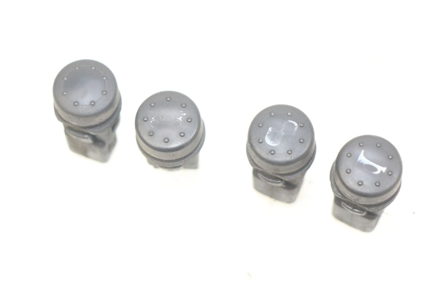 photo de PAR DE MANILLARES PIAGGIO X8 125 (2004 - 2007) - Detalle de la pieza