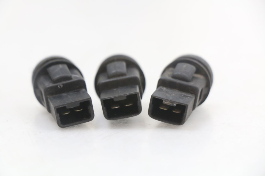 photo de PAR DE MANILLARES PIAGGIO X8 125 (2004 - 2007) - Primer plano técnico