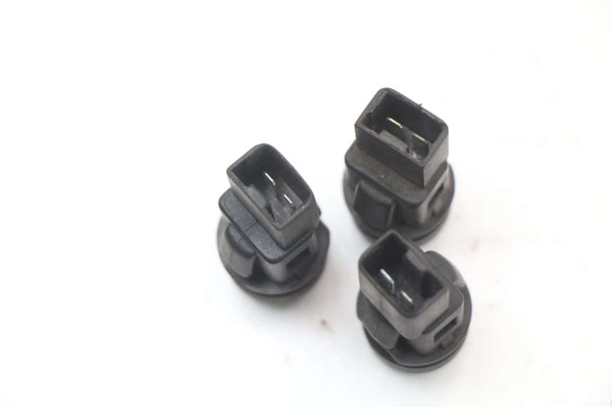 photo de PAR DE MANILLARES PIAGGIO X8 125 (2004 - 2007) - Otra perspectiva