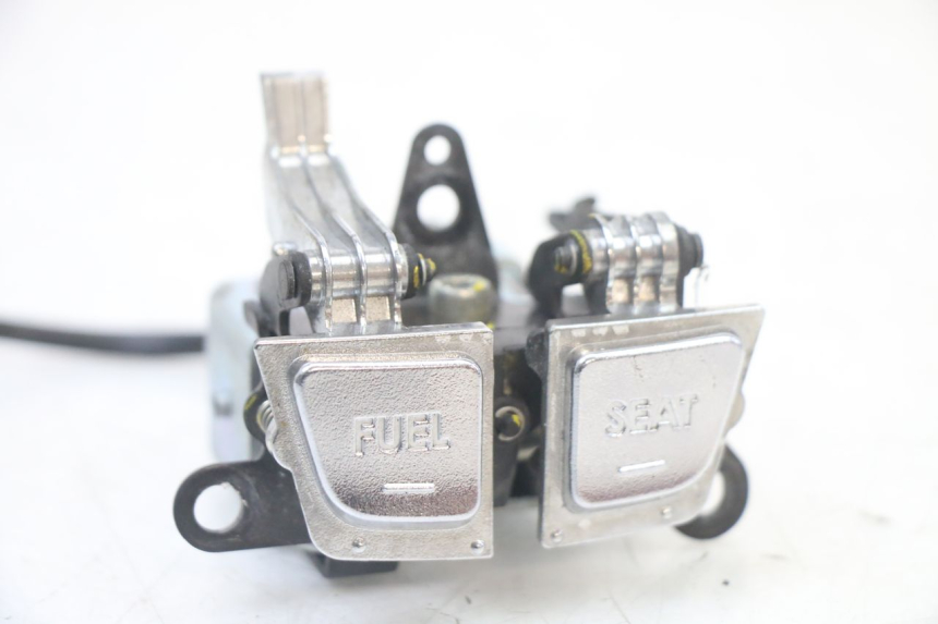 photo de CONMUTADORES YAMAHA YP T-MAX TMAX 530 (2017 - 2020) - Detalle de la pieza