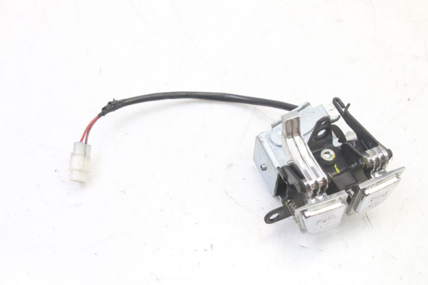 photo de CONMUTADORES YAMAHA YP T-MAX TMAX 530 (2017 - 2020) - Otra perspectiva