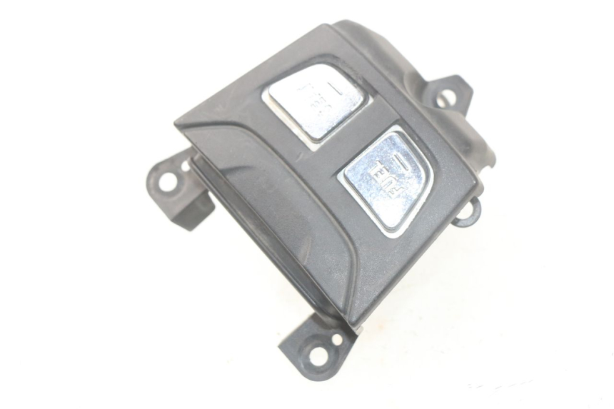 photo de CONMUTADORES YAMAHA YP T-MAX TMAX 530 (2017 - 2020) - Detalle de la pieza