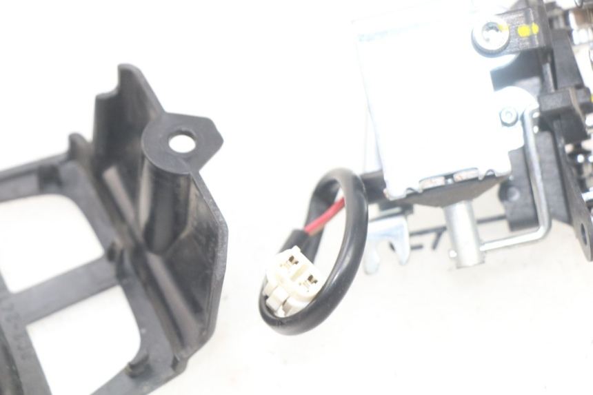 photo de CONMUTADORES YAMAHA YP T-MAX TMAX 530 (2017 - 2020) - Zoom estado de uso