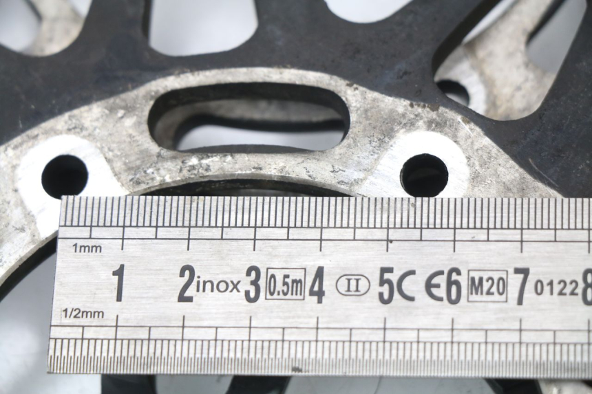 photo de PAR DISCO FRENO DELANTERO HONDA CBR 929 RR FIREBLADE 900 (2000 - 2001) - Detalle de la pieza