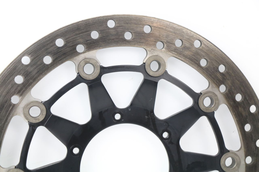 photo de PAR DISCO FRENO DELANTERO HONDA CBR RR FIREBLADE 1000 (2006 - 2007) - Primer plano de alta resolución
