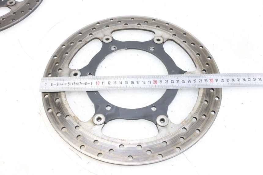 photo de PAR DISCO FRENO DELANTERO YAMAHA FJR ABS 1300 (2006 - 2012) - Primer plano técnico