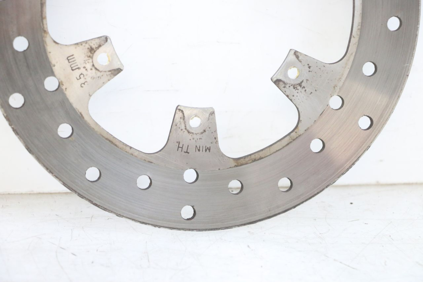 photo de PAR DISCO FRENO DELANTERO PIAGGIO MP3 RL 250 (2006 - 2010) - Primer plano de alta resolución