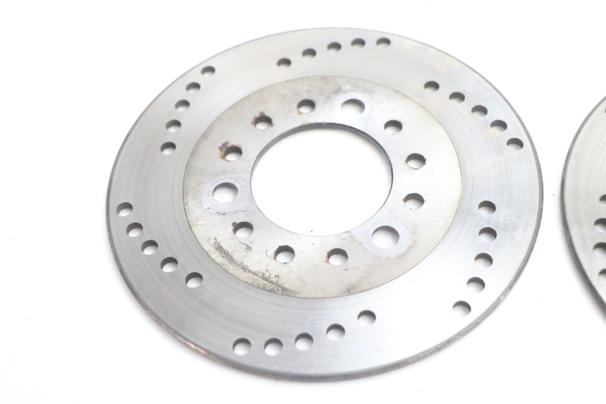 photo de PAR DISCO FRENO DELANTERO KYMCO MXU R 250 (2004 - 2010) - Primer plano técnico